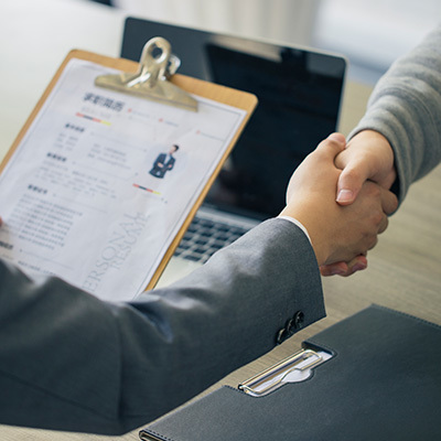 招賢納士 招賢納士